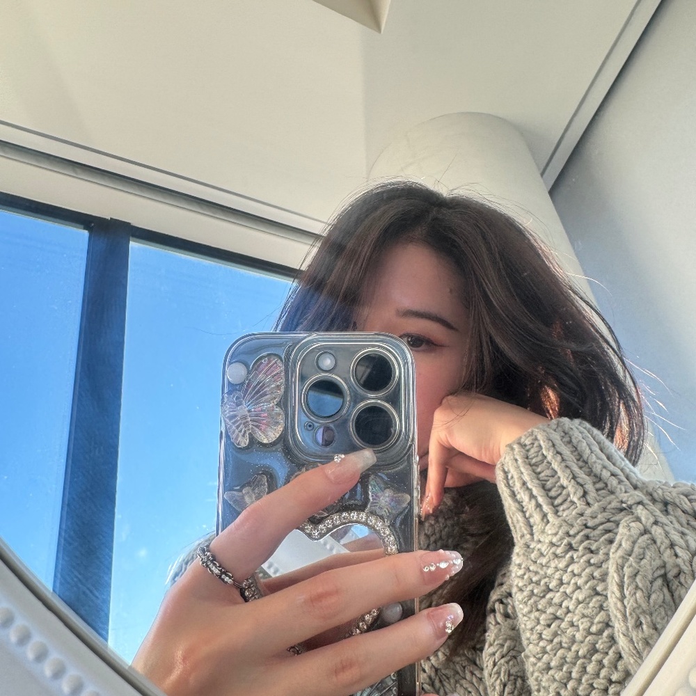 Meet your Posher, Ivy